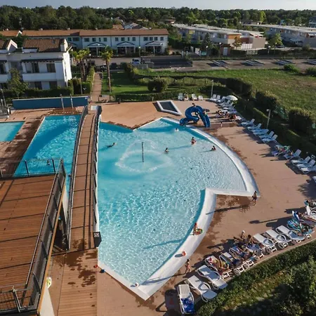 Three Bedroom Close To The Sea * Bibione